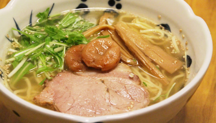 梅しおらーめん